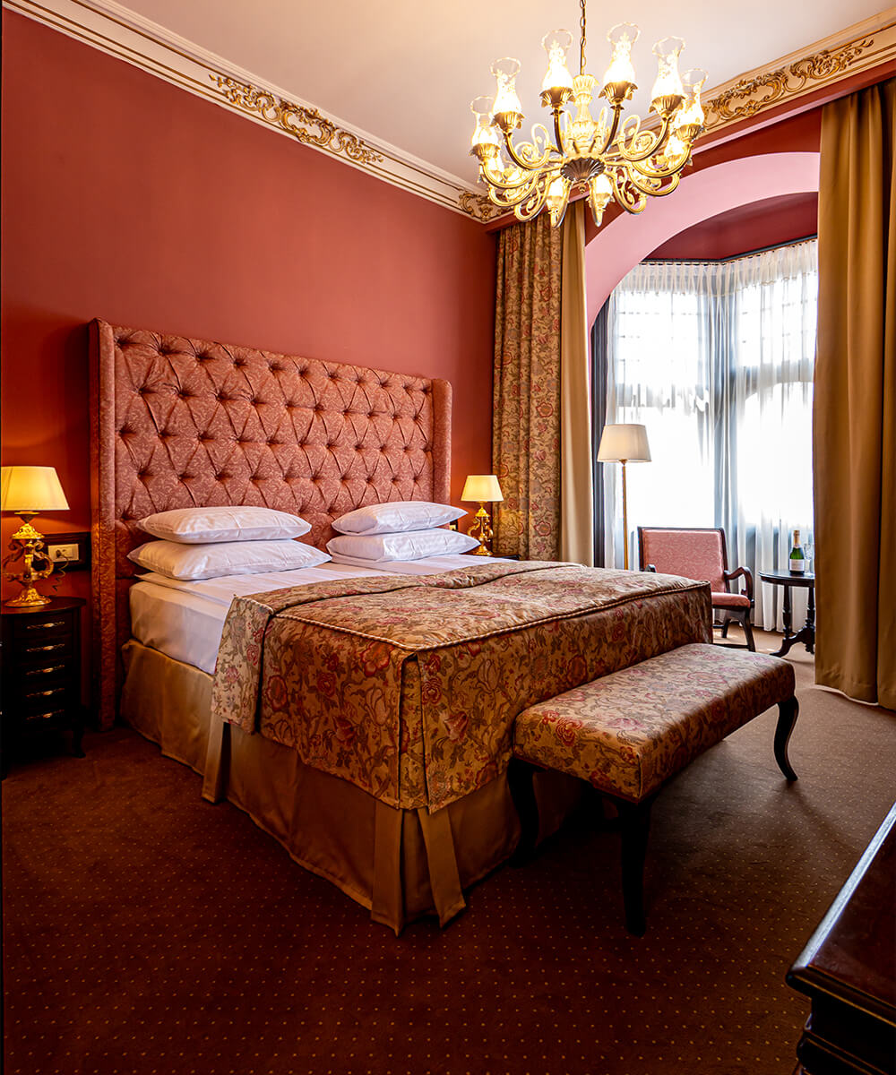 Montaj mochetă hol hotel