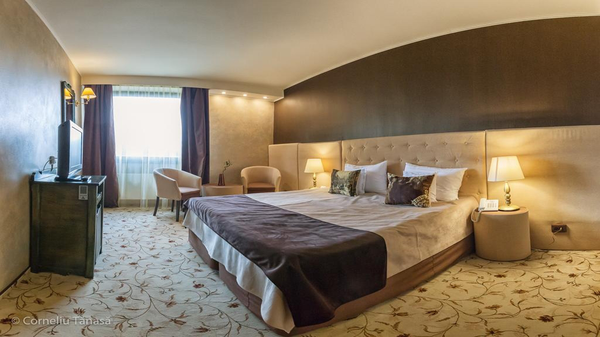 mocheta trafic intens hotel Brasov