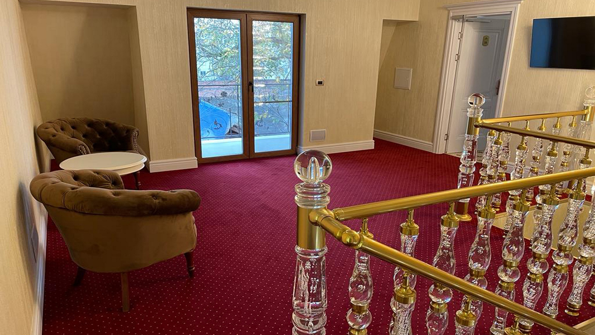 instalare mocheta camere hotel Fagaras