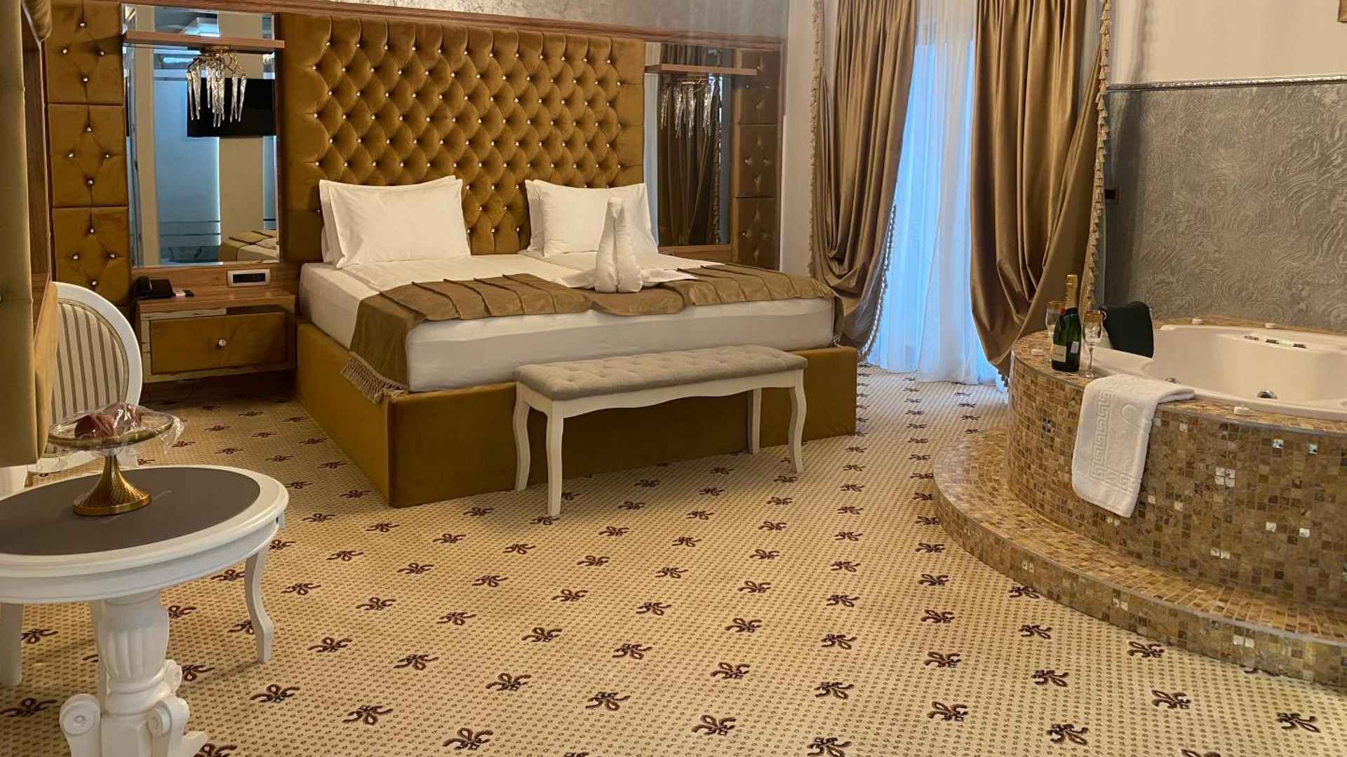 montaj mocheta camere hotel finisaj profesional