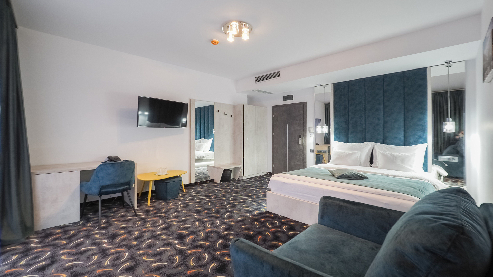 interior hotel Sibiu cu mocheta