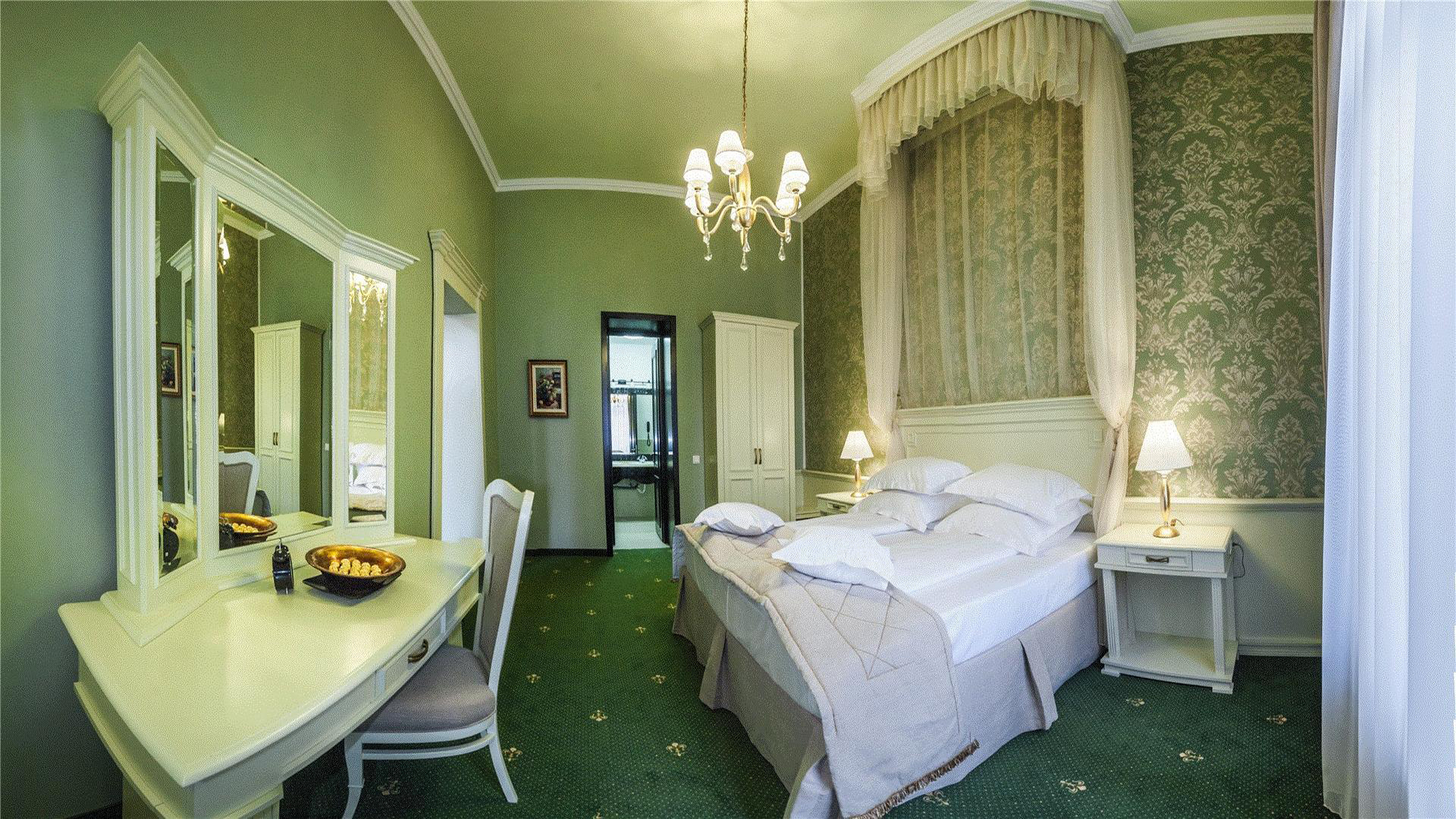 mocheta trafic intens hotel Sighisoara